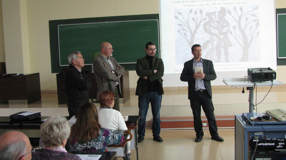 Club de lectura SESIÓN CON LOS PROFESORES: Dr. GABRIEL SOPEÑA GENZOR Y D. ALBERTO SANTOS CANCELAS. SOBRE EL LIBRO “EL SILBIDO DEL ARQUERO” DE IRENE VALLEJO