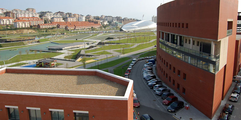 A university city